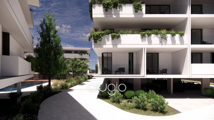Image No.9-2 Bed Townhouse for sale