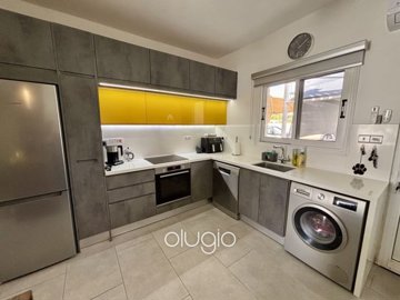 196805-town-house-for-sale-in-peyiafull