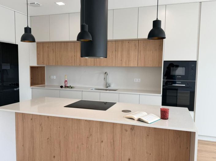 Image No.11-3 Bed Apartment for sale
