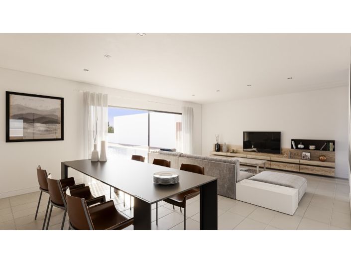 Image No.3-4 Bed House for sale