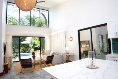 Colibri-living-room-view-Pool