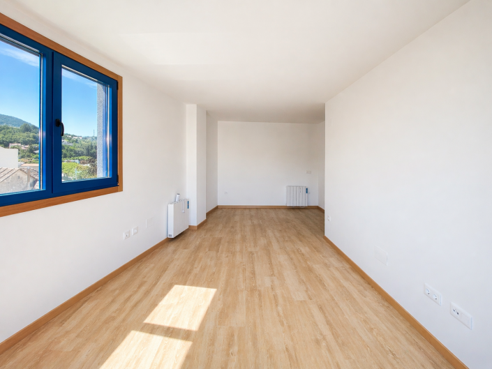 Image No.8-3 Bed Apartment for sale