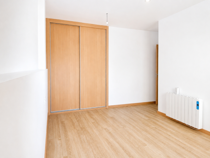 Image No.10-3 Bed Apartment for sale