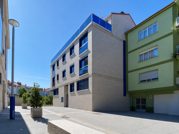 Image No.20-2 Bed Apartment for sale