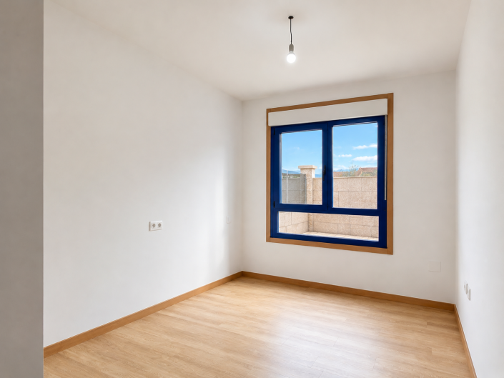 Image No.11-2 Bed Apartment for sale