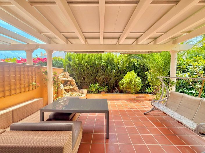 Image No.4-5 Bed Townhouse for sale