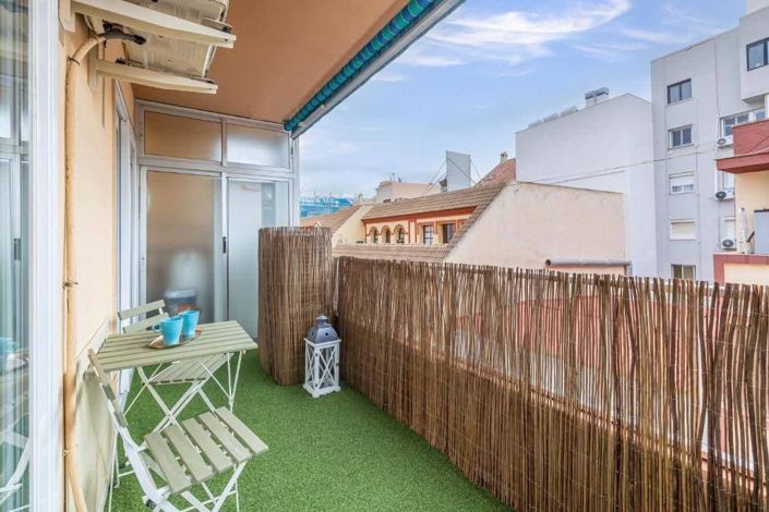 Image No.9-4 Bed Flat for sale