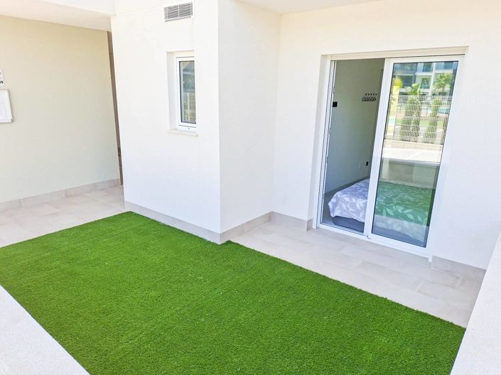 Image No.27-2 Bed Apartment for sale