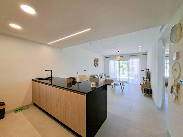 Image No.7-2 Bed Apartment for sale