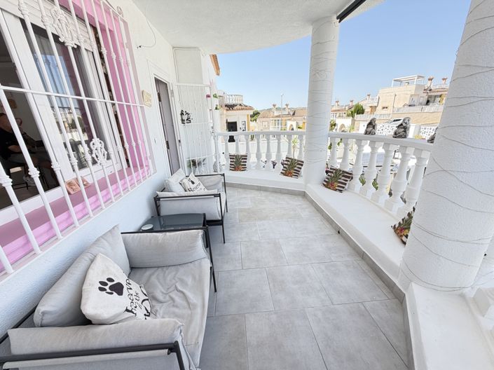 Image No.7-3 Bed Villa for sale