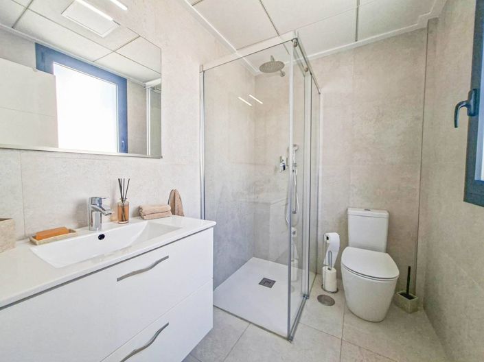 Image No.15-3 Bed Villa for sale