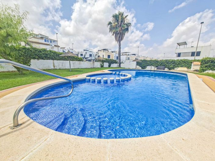 Image No.34-3 Bed Villa for sale