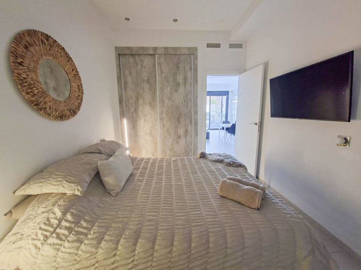 Image No.10-3 Bed Villa for sale