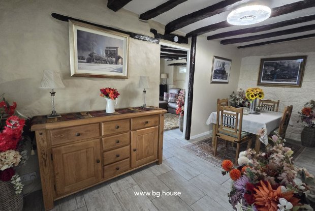 Image No.27-3 Bed House for sale