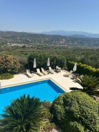 Luxury-stone-villa--1-