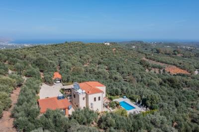 Luxury-stone-villa--4-