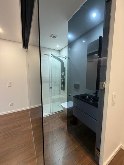 Image No.8-3 Bed Flat for sale