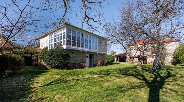 Image No.7-4 Bed Country House for sale