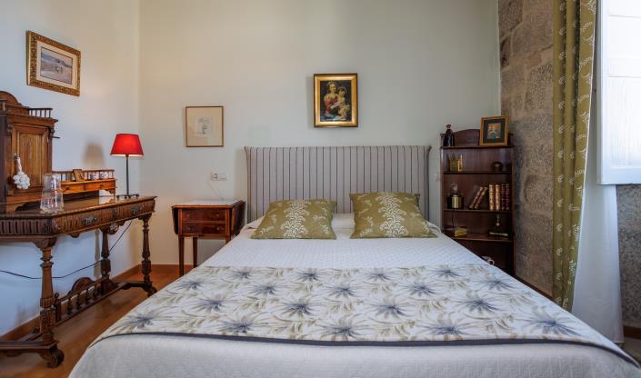 Image No.18-4 Bed Country House for sale