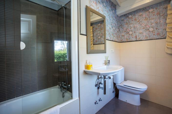 Image No.23-4 Bed Country House for sale