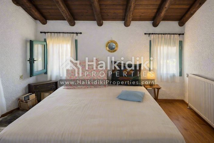 Image No.4-4 Bed Townhouse for sale