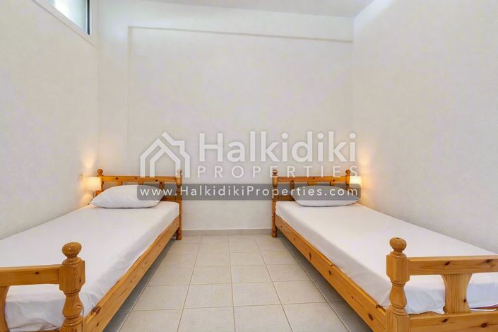 Image No.2-2 Bed Townhouse for sale