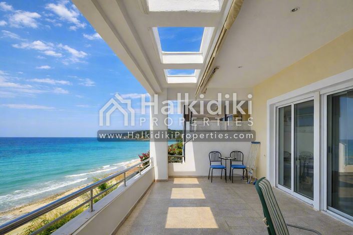 Image No.9-2 Bed Townhouse for sale