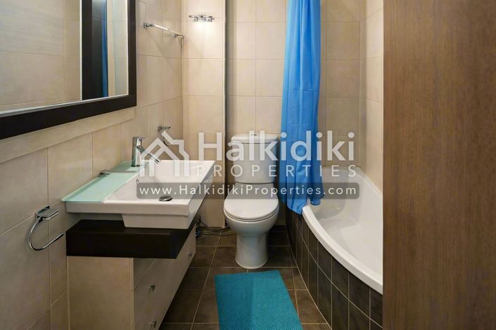 Image No.17-4 Bed Townhouse for sale