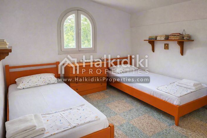 Image No.9-4 Bed Villa for sale