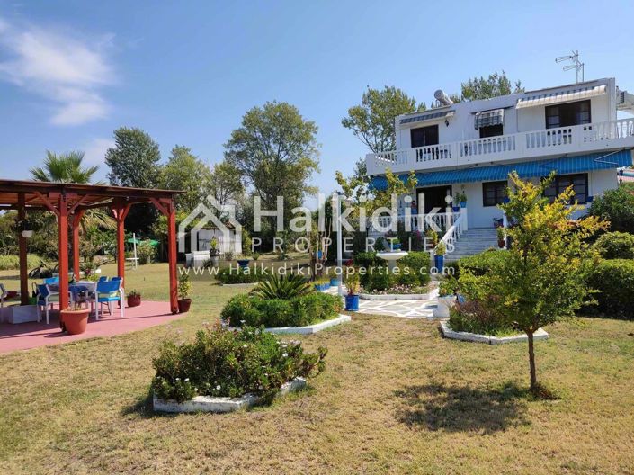 Image No.2-Villa for sale