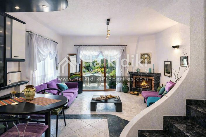 Image No.17-3 Bed Townhouse for sale