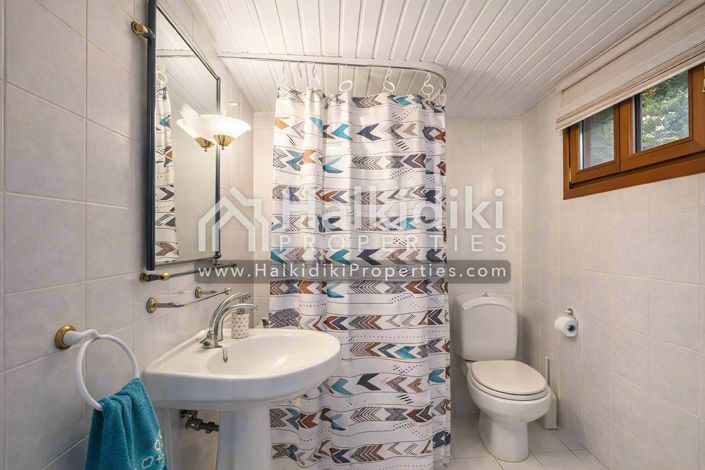 Image No.9-3 Bed Townhouse for sale