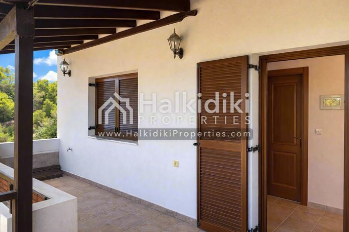 Image No.11-2 Bed Villa for sale