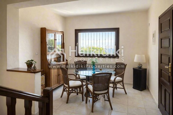 Image No.3-2 Bed Villa for sale