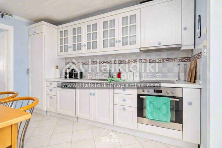 Image No.19-4 Bed Townhouse for sale