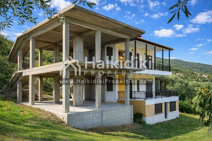 Image No.3-4 Bed Townhouse for sale