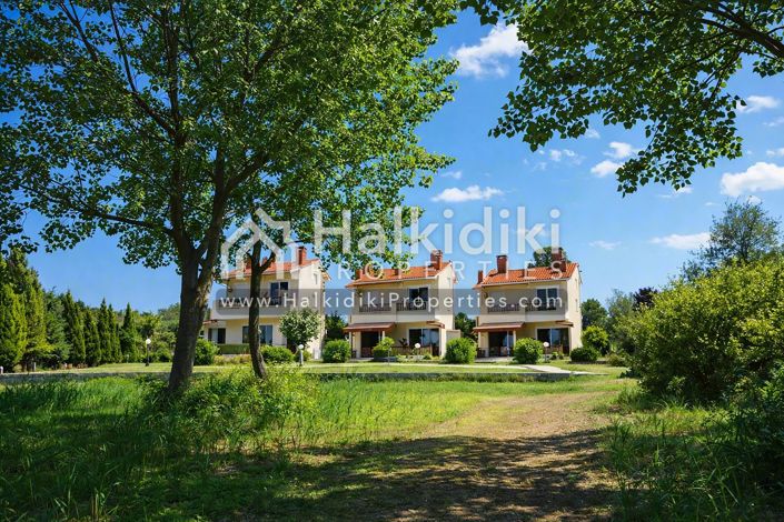 Image No.2-3 Bed Townhouse for sale