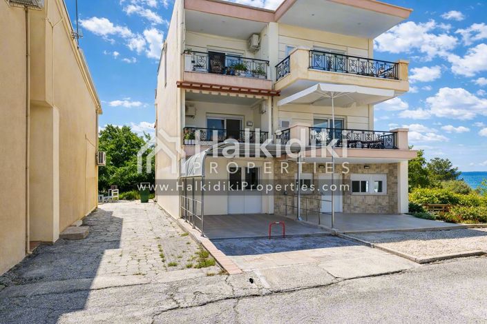 Image No.16-3 Bed Townhouse for sale