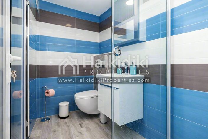 Image No.25-4 Bed Townhouse for sale