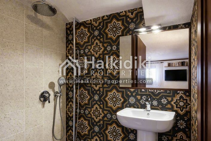Image No.16-3 Bed Townhouse for sale