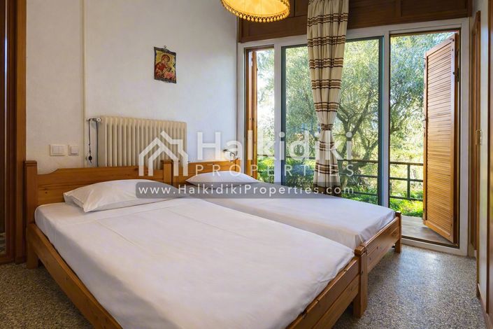 Image No.5-3 Bed Villa for sale