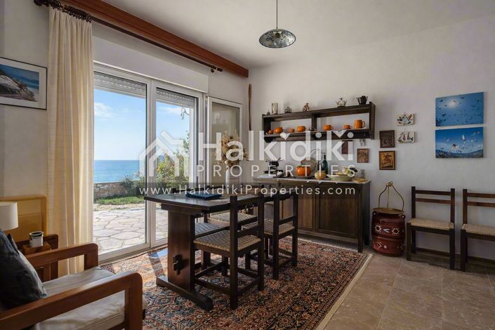 Image No.16-Villa for sale
