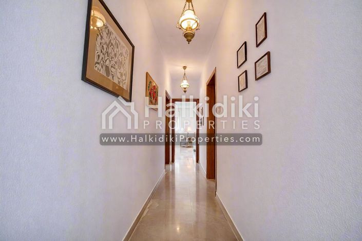 Image No.23-Villa for sale