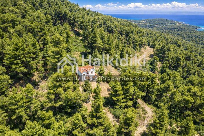 Image No.11-Villa for sale
