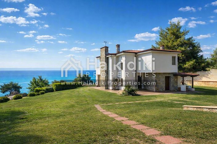Image No.2-4 Bed Villa for sale