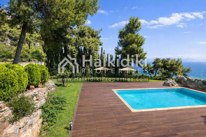 Image No.8-4 Bed Villa for sale