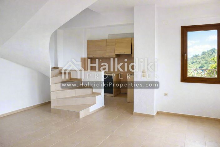 Image No.10-3 Bed Townhouse for sale