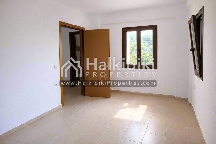 Image No.18-3 Bed Townhouse for sale