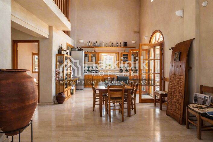 Image No.13-Villa for sale