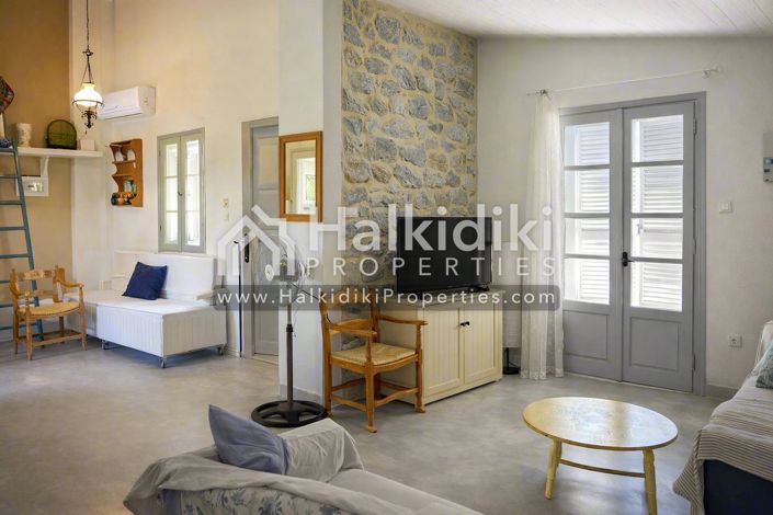 Image No.19-3 Bed Townhouse for sale
